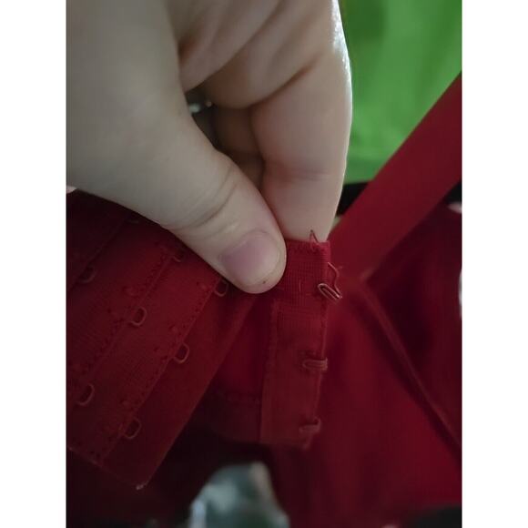 Delta Burke Pink Embroidered Full Coverage Adjustable Underwire Bra Size 42D - Picture 4 of 5